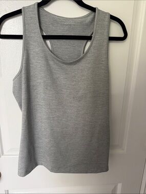 Vineyard Vines Heather Gray Tank Top